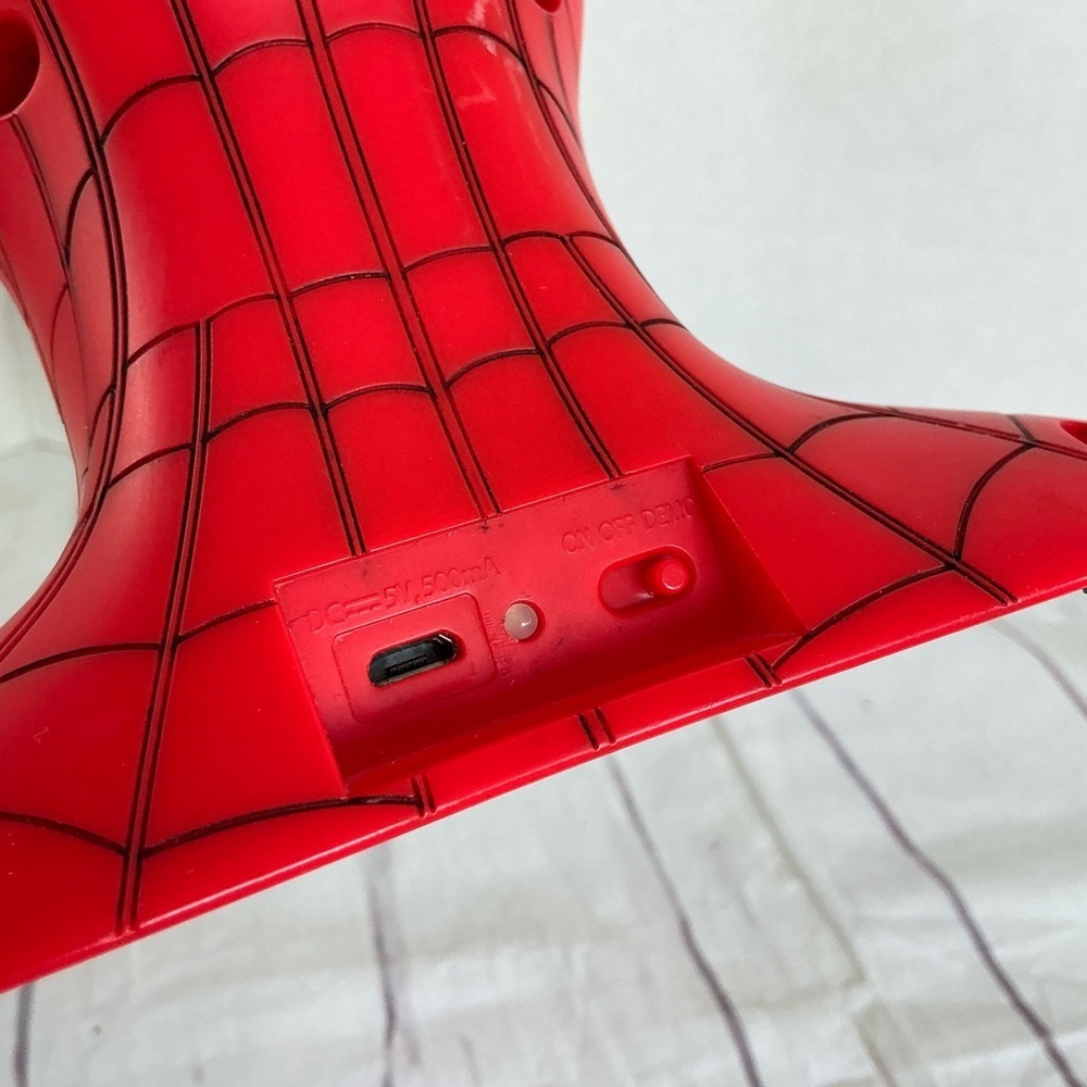 Marvel Red Spider-Man Marvel Spider-Man Bluetooth Speaker With Animated Eyes - Picture 6 of 7